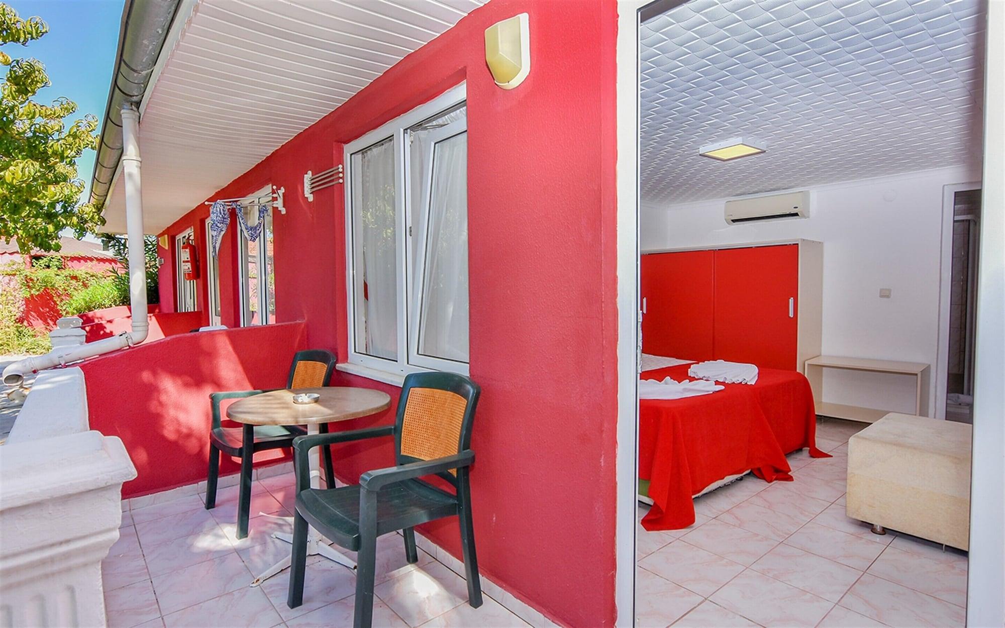 Altinkum Bungalows Side Exterior photo