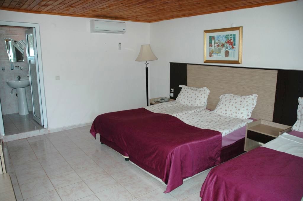 Altinkum Bungalows Side Exterior photo